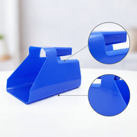 Wide-Mouth Plastic Feed Scoop Easy to Use Livestock Feed Scoop Lightweight Farm Tool Ergonomic for Chicken Coops