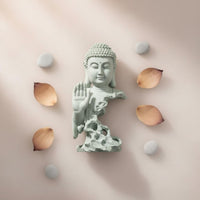 Shakyamuni Buddha Figurine Southeast Asian Design Tathagata Meditation Ornament Collectible Meditative Meditation Figure for Mindfulness Enthusiasts