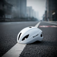 Adjustable Road Bike Helmet Streamlined Helmet with Straps Secure Snug for Outdoor Sports