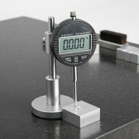 Inch/MM Conversion Digital Gauge Indicator Large LCD Display Digital Plunger Indicator Zero Setting Function Measuring Tool Detachable Measuring Tip for Machinists, Engineers, Mechanics, Workshop, Manufacturing, Laboratory