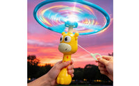 Plastic Giraffe Flying Toy Yellow Pull Cord Flyer Cartoon Eyes Rotating Disc Launcher Rotating Center for Children