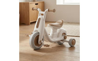 Three-Wheeled Tricycle Kids Trike Molded Body Young Child Trike Footrests
