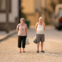 2 Pieces Resin Miniature Couple Figurines Tiny Couple Figure Set Delicate Diorama Figures Unpainted for Collectors