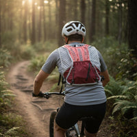 Breathable Mesh Hydration Running Vest Sweat-Wicking Long-Distance Hydration Vest Adjustable Fit 5L Trail Running Pack Multi-Pocket Design for Runners, Cyclists, Marathoners, Hiking