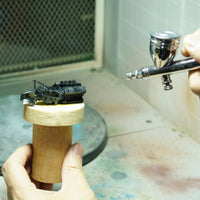 Natural Wood Grain Wooden Handheld Stand Round Top Model Painting Stand for Hobbyists
