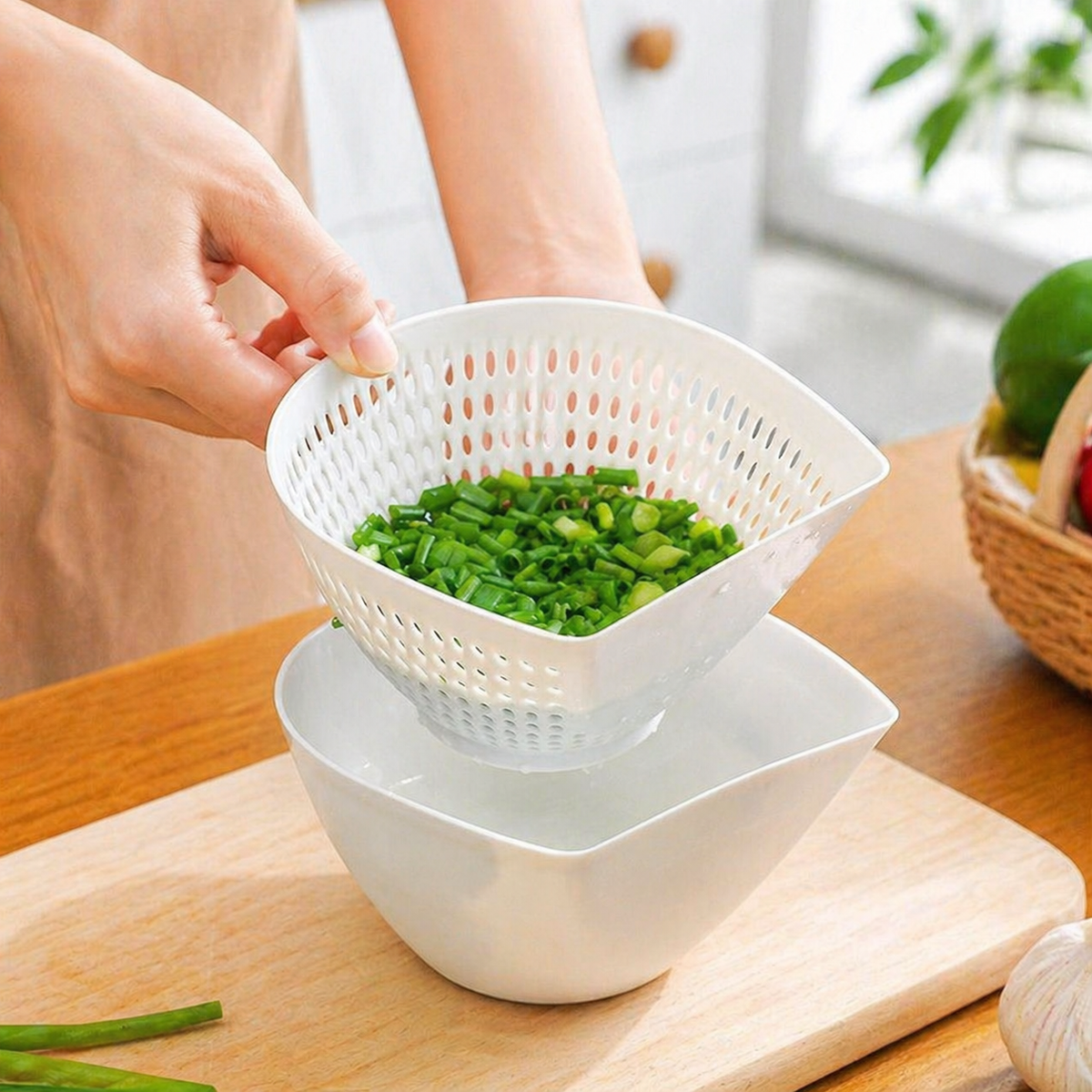Colander for Kitchen Strainer, White Double-Layer Drainer Basket, Polypropylene Rice Washing Bowl for Fruit & Vegetable Washing, Meal Prep Students