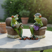 2 Pieces Grandparent Frog Figurines Resin Craft Elderly Frog Couple Figures House Decoration Playful Design Creature Figurine