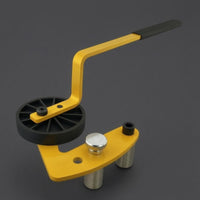 Non-Slip Handle Deck Board Straightening Tool Curved Arm Deck Board Straightener Contact Point Wheel Knurled Posts