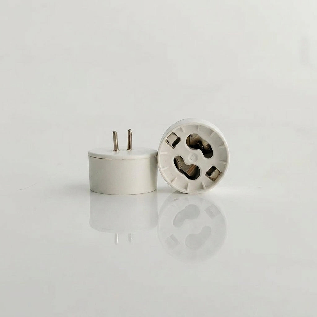 PC Material MR16 to GU10 Lighting Adapter for Home Lighting, Single Electrical Adapter with 2A Rated Current, Heat Resistant LED Adapter, 1 Pack
