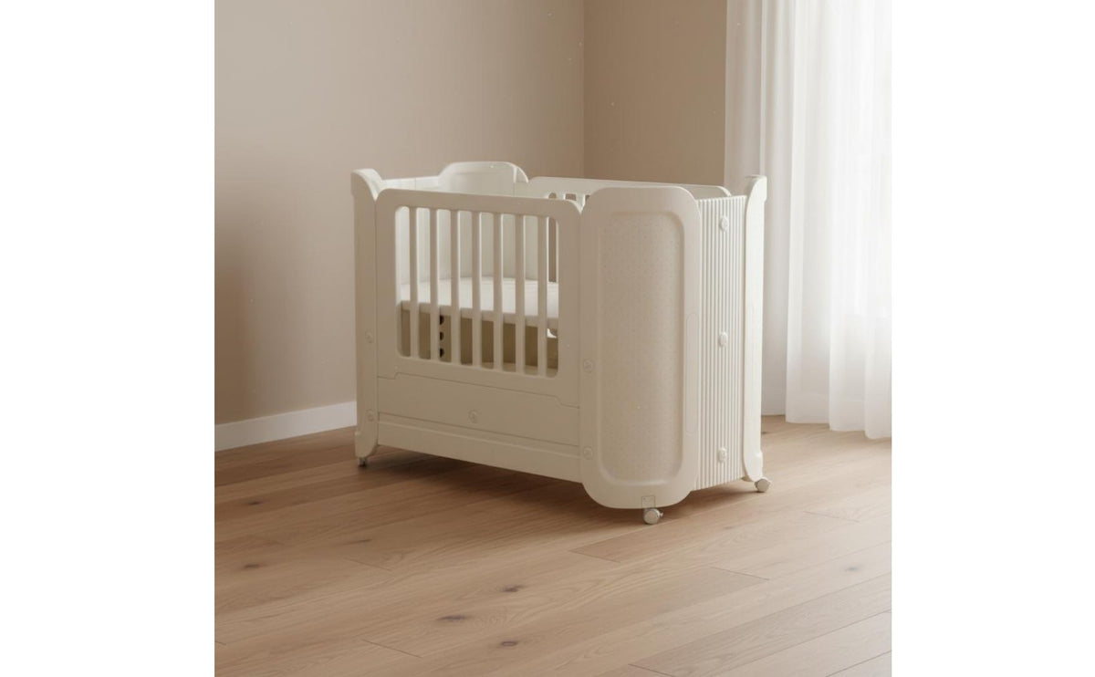 Multi-Functional Portable Baby Crib Foldable Design Bedside Co-Sleeper Crib Adjustable Height Multifunctional Infant Bed Silent Wheels for Newborns, Infants, Bedroom