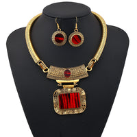 Vintage Geometric Resin Pendant Necklace for Women, Short Choker Style, Fashion Accessory