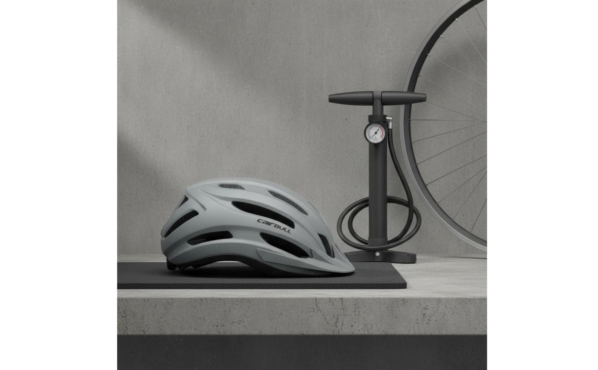Multi Use Riding Helmet Vented Design Mountain Bike Helmet Lightweight Secure Headgear for Commuting