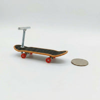 Parrot Intelligence Toy, Bird Training Skateboard for Parrot Enrichment and Play, Interactive Bird Accessory