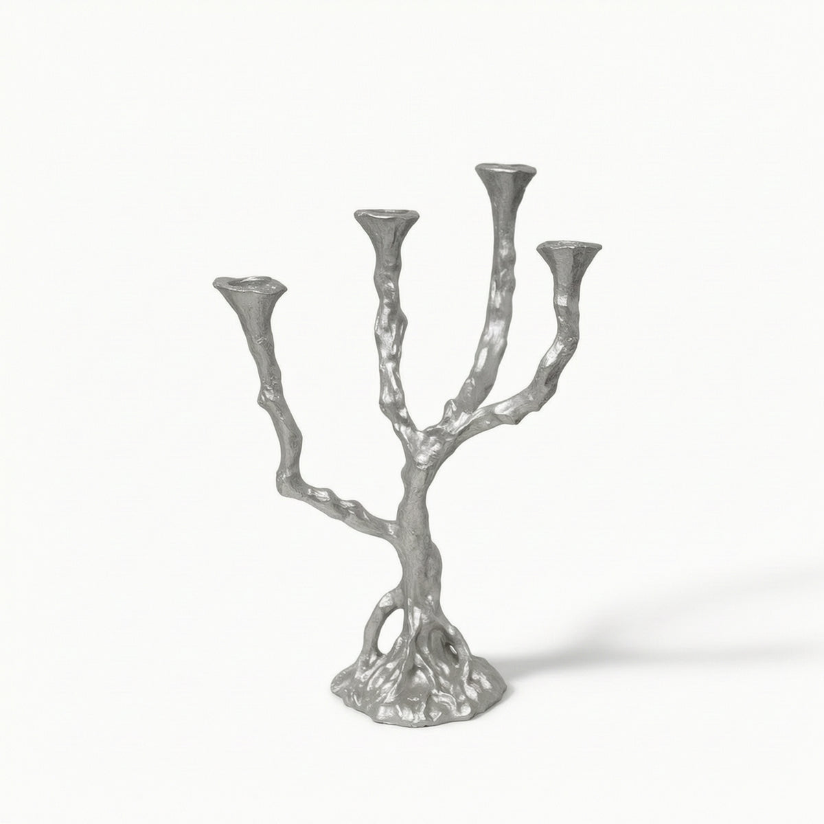 Tree Branch Form Candelabra Holder Metal Tree Branch Candelabra Artistic Candle Holder with Four Sockets for Tabletop