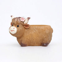 Resin Highland Cow Planter Wood-Grain Highland Cow Flower Pot Adorable Farmhouse for Balcony