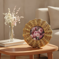 Vintage-Inspired Round Photo Frame Scalloped Round Picture Frame Elegant Easy to Clean for Dresser, Mantel, Entryway