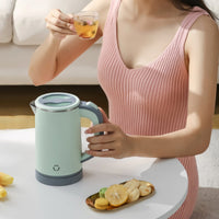 110V 220V Two-Way Voltage Portable Electric Kettle Compact Size Travel Kettle Fast Boiling Portable Water Boiler Auto Shut-Shutdown for Travelers