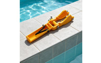 Secure Pool Pole Bracket Easy-Install Pole Holder with Clip Lightweight Clip with Clamp Long-Lasting for Maintenance Technicians, Swimming Pools