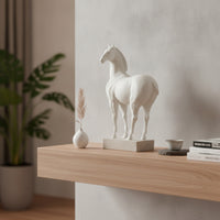 Horse Sculpture Compact Horse Figurine Naturalistic Collectible Figurine for Office, Entryway