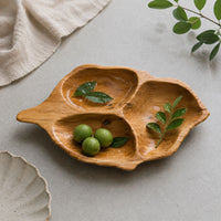 Natural Solid Wood Leaf-Shaped Three-Compartment Tray