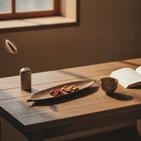 Leaf-Shaped Serving Tray Decorative Leaf-Shaped Tray Narrow Wooden Platter for Simplicity Lovers, Tabletop Decor
