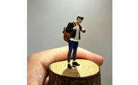 1/64 Painted Resin Figurine Detailed Miniature Resin Figure Realistic Tiny Figure Figurine for Collectors