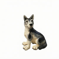 Realistic Hand-Painted Resin Figurine Detailed Molded Animal Sculpture Figurine Freestanding Decorative Animal Ornament Solid Base for Shelf