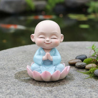 Monk Statue Resin Meditative Craft Monk Figurine Compact Size Buddhist Decor Statue for Desktop