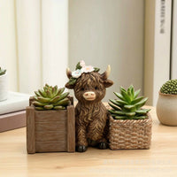 Scottish Cattle Planter Farmhouse-Style Cow Planter with Two Baskets Rustic Patio Statue for Balcony