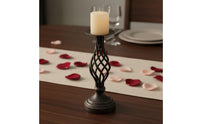 Retro Design Black Metal Candlestick Functional Art Black Metal Candle Stand Exquisite Craftsmanship Hollow Iron Candle Stand Stable Base for Valentine's Day, Candlelight Dinner