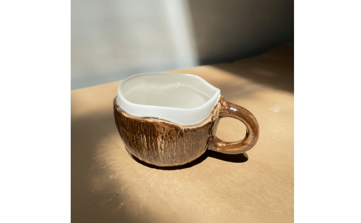 Realistic Coconut Shell Shaped Ceramic Mug Rustic Coconut Shell Mug Handmade-Look Ceramic Cup with Handle Novelty for Coffee Lovers