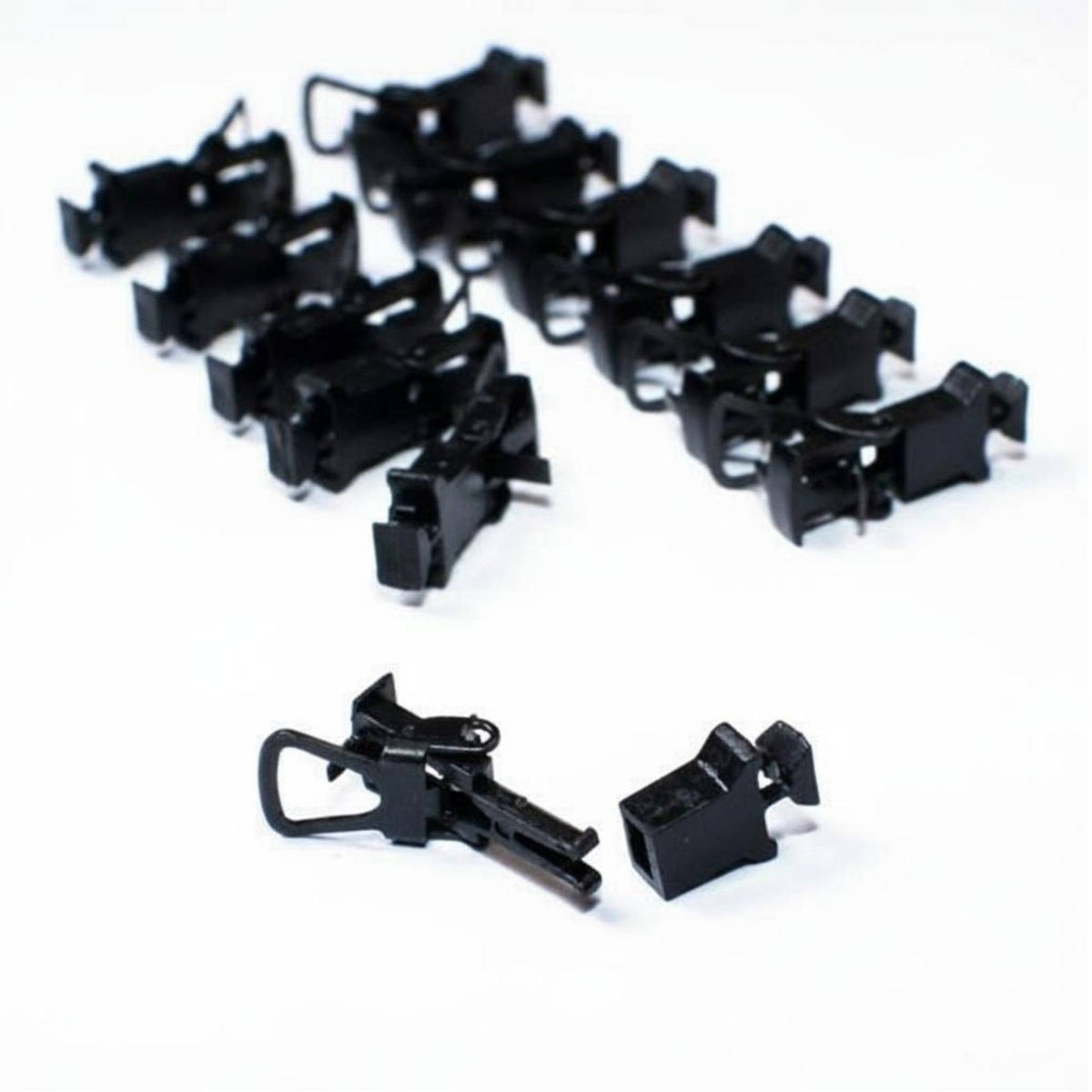 Upgrade Part HO Scale Train Coupler Easy Replacement HO Scale Train Hook Sturdy Material Model Railway Hook Screw Hole Fit for Hobby Repair