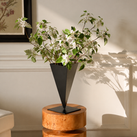 vase