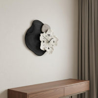 Decorative Wall Clock Vintage Influenced Flower Shaped Wall Clock Unique Design Timepiece for Entryway