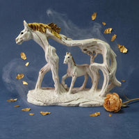 Hollow-out Resin Horse Figurine Textured Base Horse Sculpture Gold Accent Display Piece Rectangular Plinth for Study