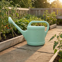 Molded Watering Can with Sprinkler