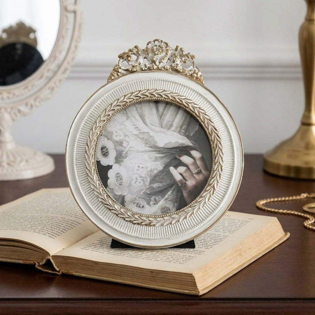 Ornate Photo Frame, Vintage Ivory White Gold Trim Resin French Design, 13.5x9.5cm Small Decorative Frame for Living Room