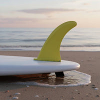 Sturdy Nylon Construction Single Fin Hardware Single Surfboard Fin Fiberglass Reinforced Watersports Equipment for Paddleboarders, Surfers, Longboarders