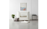 Multi-Functional Portable Baby Crib Foldable Design Bedside Co-Sleeper Crib Adjustable Height Multifunctional Infant Bed Silent Wheels for Newborns, Infants, Bedroom