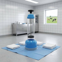Transparent Tube Manual Calf Respirator Blue Cap Newborn Calf Suction Pump Upright Design Livestock Health Device Hand-Grip Plunger for Livestock Farmers, Veterinarians, Farm, Barn