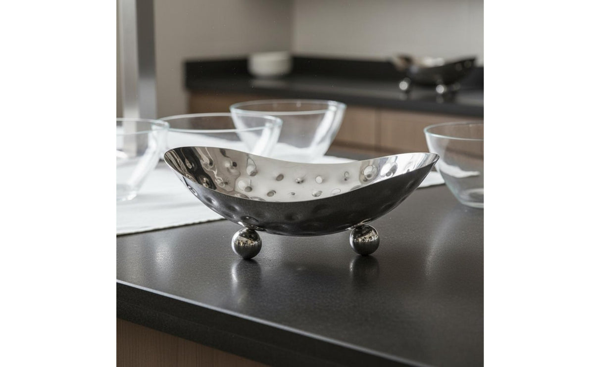 Hammered Stainless Steel Fruit Bowl Thickened Hammered Stainless Steel Serving Bowl Rust Resistant Decorative Metal Fruit Platter for Hotel, Buffet