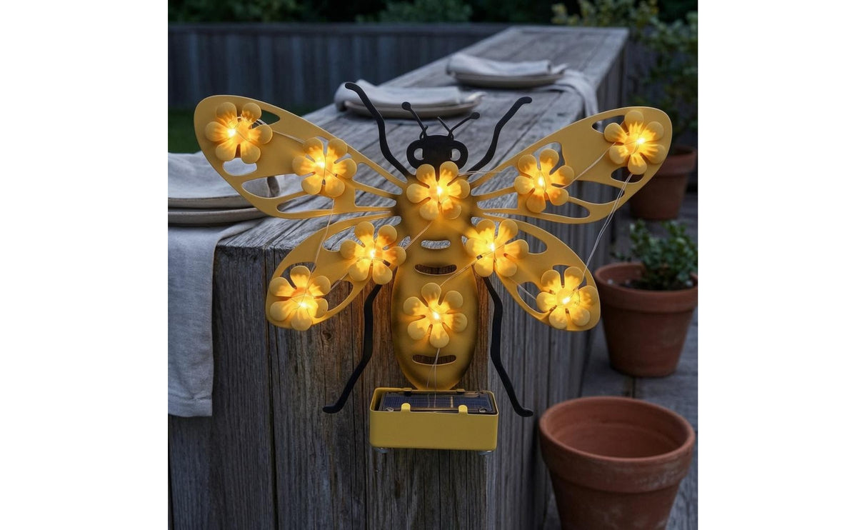 Metal Bee-Shaped Outdoor Wall Light Decorative Iron-Style Frame Solar Bee Wall Light Yellow Yard Decor No Wire Needed for Garden, Courtyard, Exterior Walls