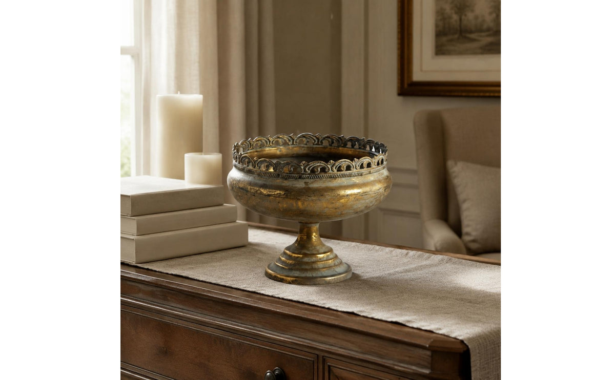 Pedestal Planter Openwork Boarder Antique Pedestal Planter Textured Surface Iron Flower Vase for Decorative Display, Floral Arrangements