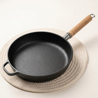 Frying Pan for Induction Hob and Home Cooking, Pre-seasoned Cast Iron Skillet for Steak, Versatile Pancake Pan and Egg Pan, Heavy Duty Design