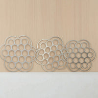 Stainless Steel Metal Flower Frog with Cutouts Rustproof Flower Frog Reusable Vase Grid Easy to Use for Florists, Hobbyists, Tabletop Arrangements, Home Decor