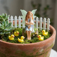 Cartoon Fairy Garden Mini Ducks, Multi-Color Mini Resin Animals for Indoor Decor, Micro-Landscape & Pond, Glow in Low Illumination Animal Figurines