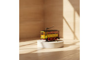 Hand-Cranked Trams Vintage-Style Tinplate Trams Decorative Streetcars for Shop Interior