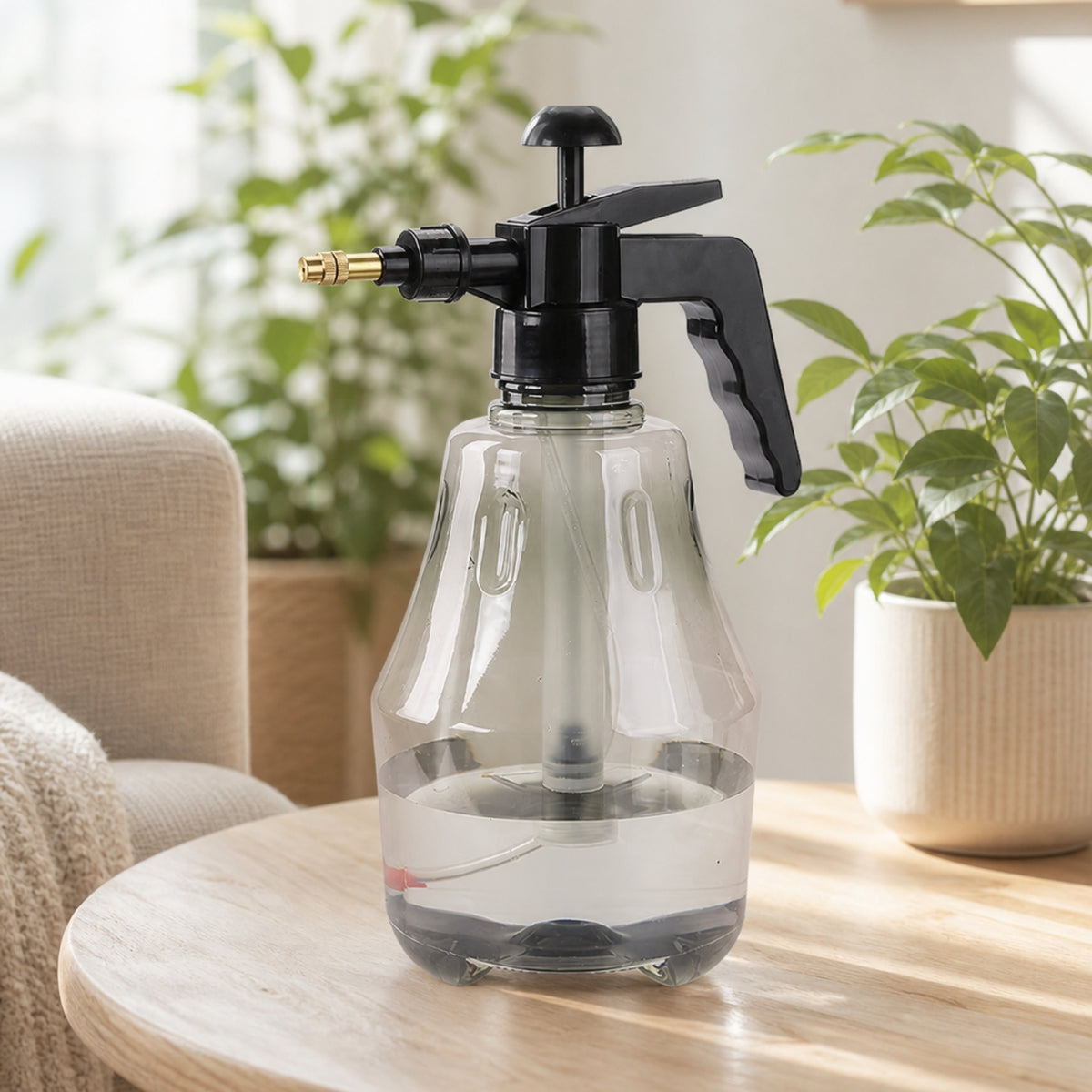 Handheld Pump Sprayer with Brass Nozzle Portable Pressurized Spray Bottle Compact Water Spray Bottle with Wand Translucent for Gardeners, Homeowners, Garden, Patio, Balcony, Greenhouse