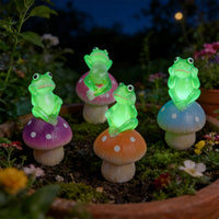 4 Pieces Fungus Stake with Frog Fluorescent Frog Garden Stake Fungus Ornament Whimsical Unique for Gardeners, Fairy Gardens