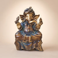 Deity Figurine Elegant Elephant Figurine Elephant Statue Sculpted Tabletop Ornament Exquisite for Home Decor, Desk